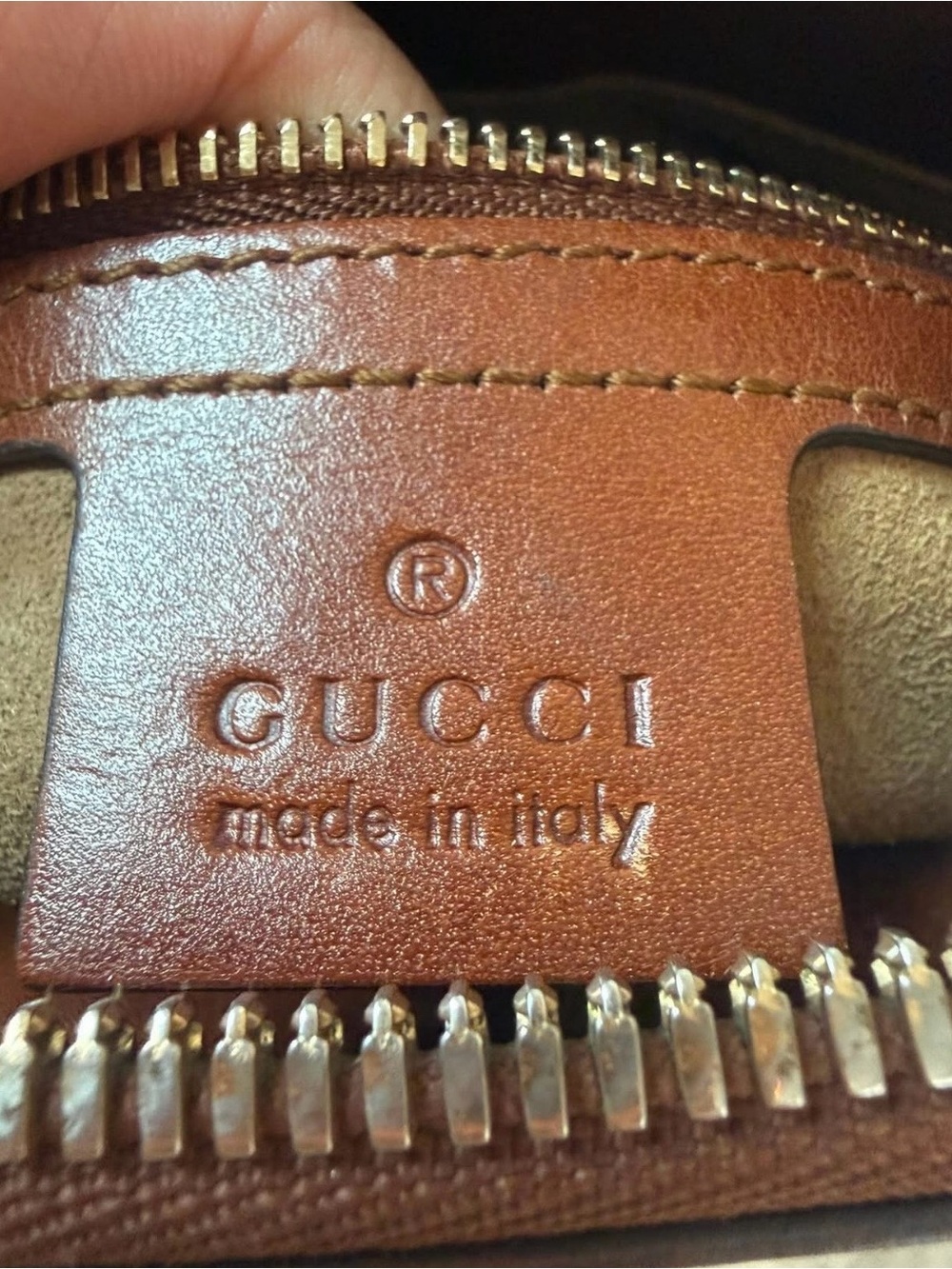 Gucci Supreme Zip Top Tote - Picture 2 of 16